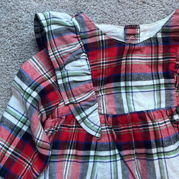 Like New Cat and Jack Plaid Top with Bloomers - Picture 2 of 3